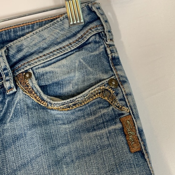 Silver Jeans Co. Light Blue Toni Distressed Jeans - Picture 4 of 13